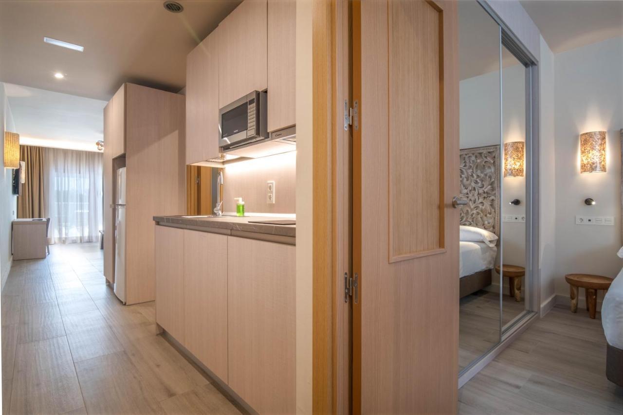 Aljarafe Suites By Qhotels Gelves Ngoại thất bức ảnh