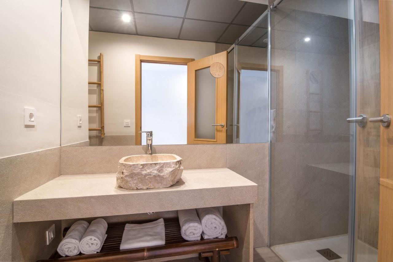 Aljarafe Suites By Qhotels Gelves Ngoại thất bức ảnh