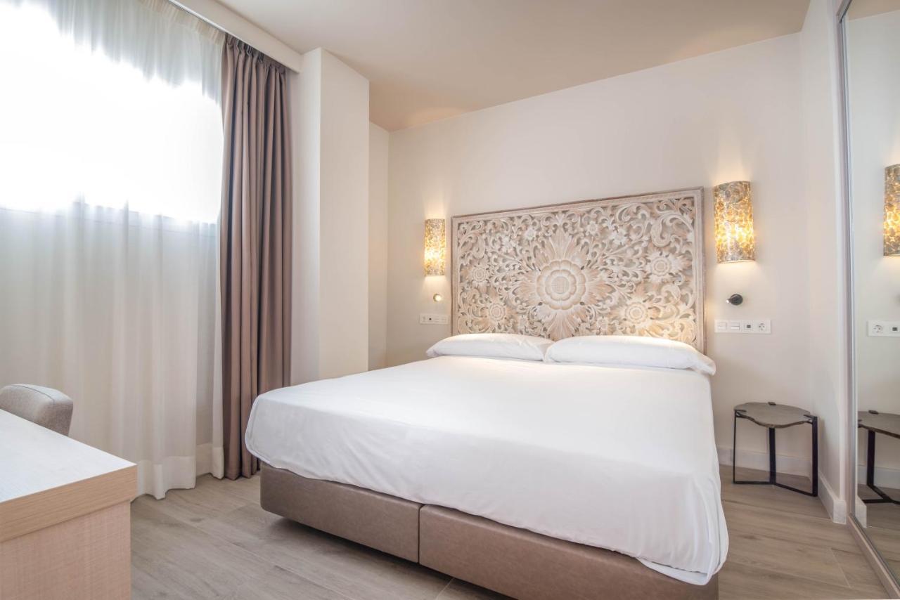 Aljarafe Suites By Qhotels Gelves Ngoại thất bức ảnh